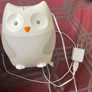 Owl sound machine/night light